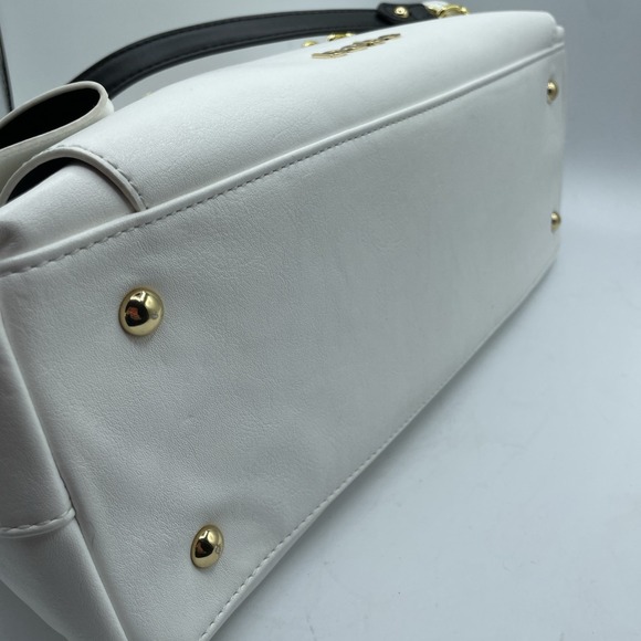 BeBe Women's Black And White Gold Detaining‎ Hand Bag Purse Shoulder Bag EUC - Picture 4 of 8